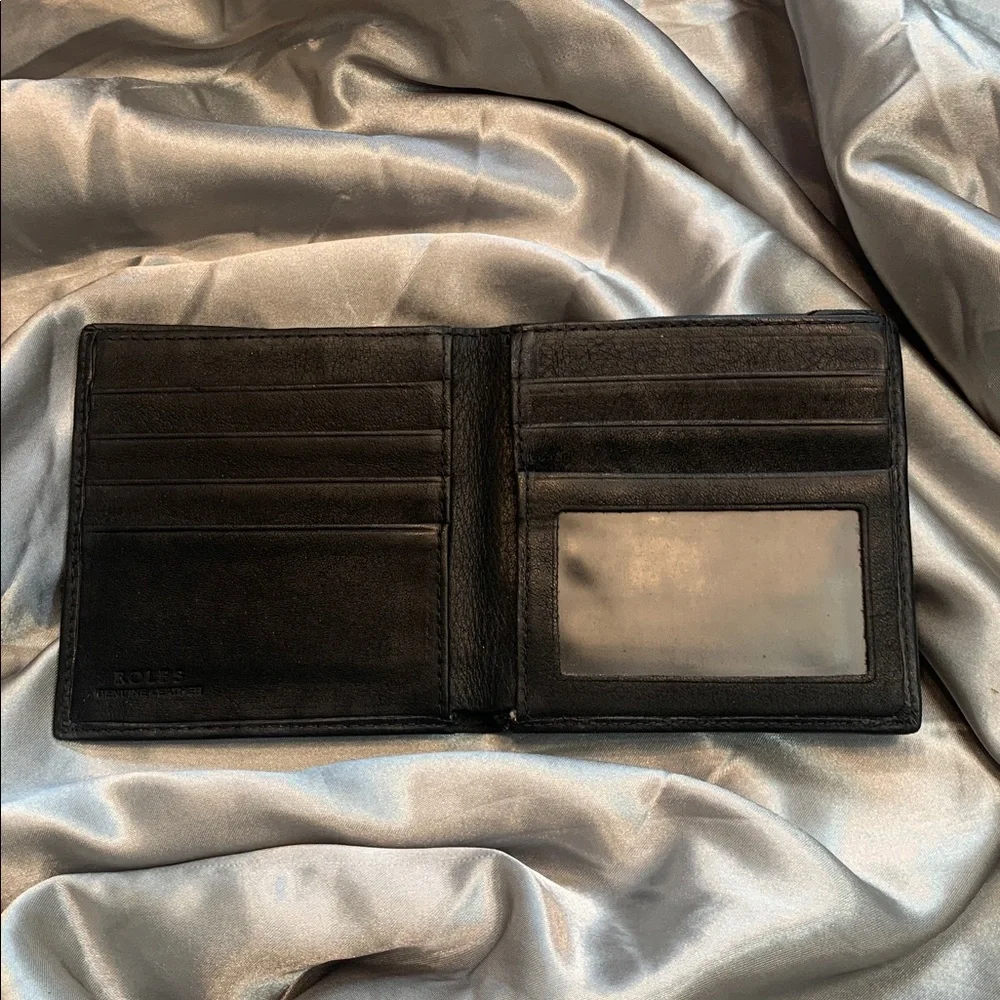 🌹Rolfs •  VINTAGE Black Genuine Leather Classic Wallet